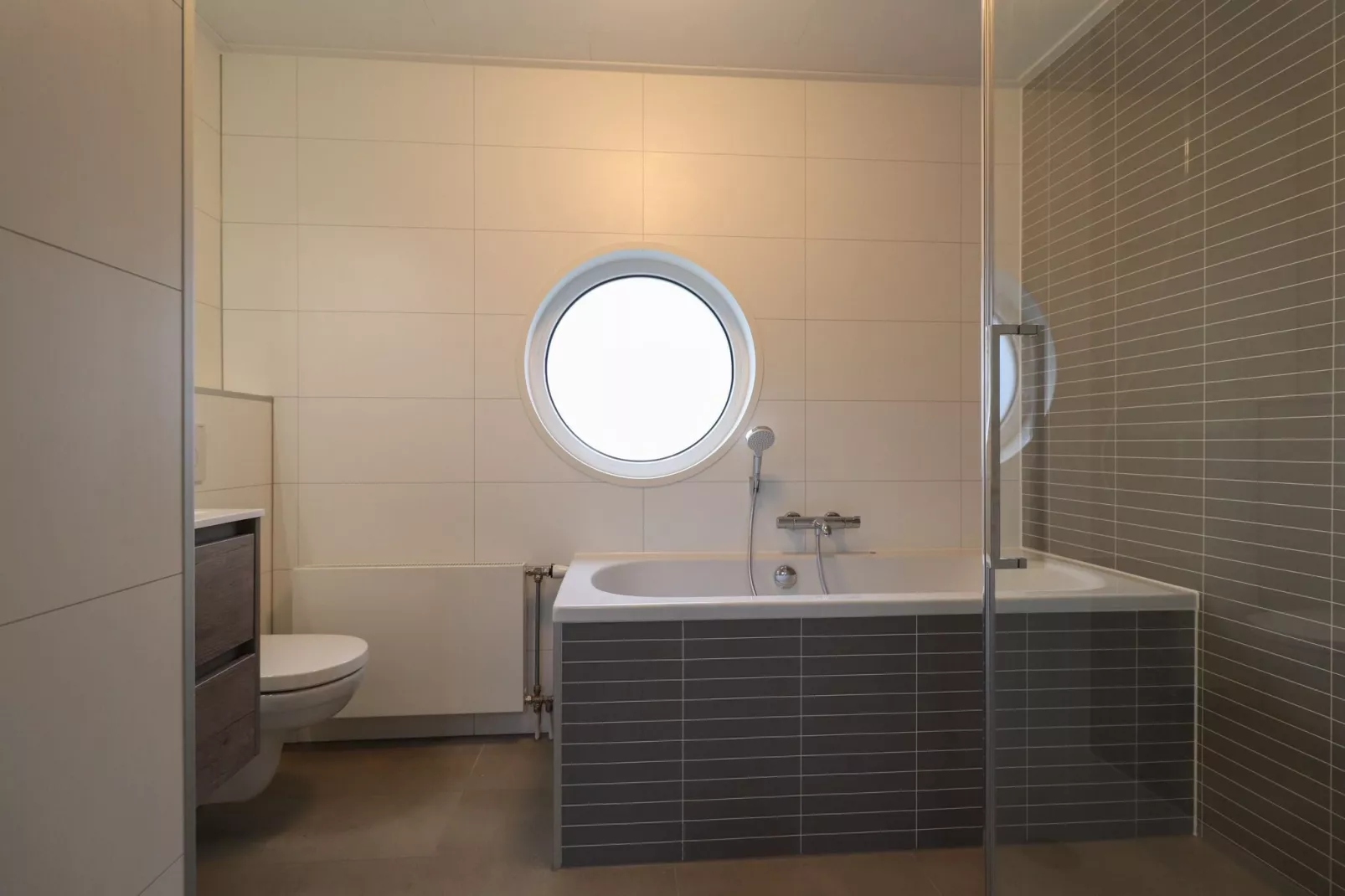 Beach Resort Makkum 30-Bathroom