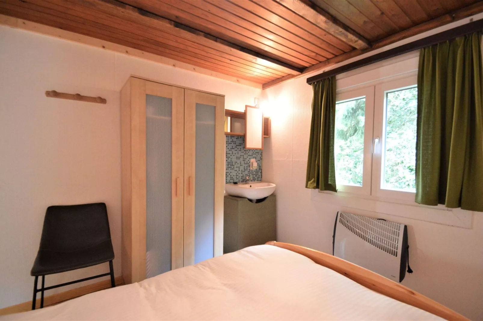 Chalet Petite Source-Bedroom
