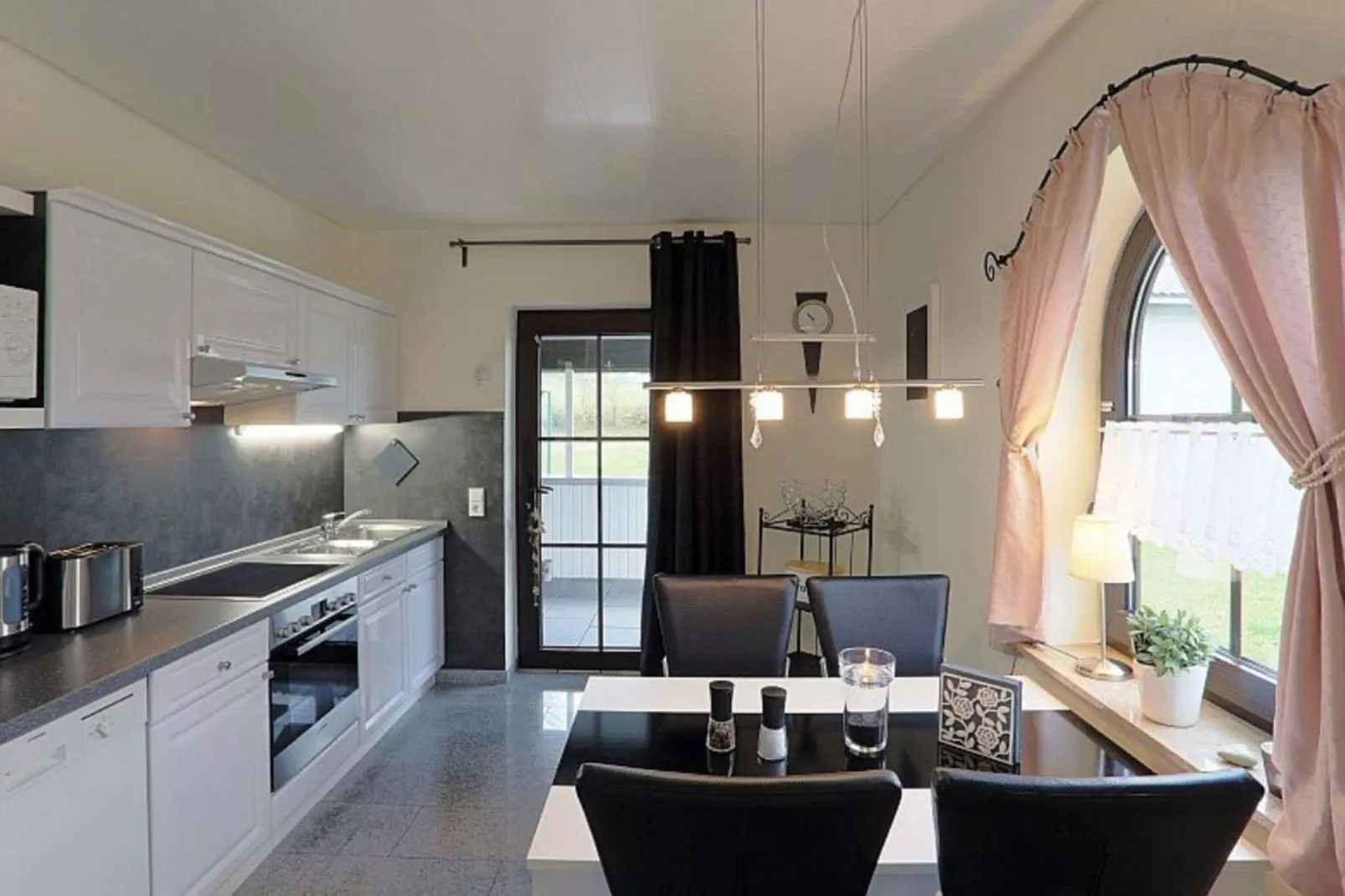 Wohlfühl Ferienhaus Henn Eifellust-Kitchen