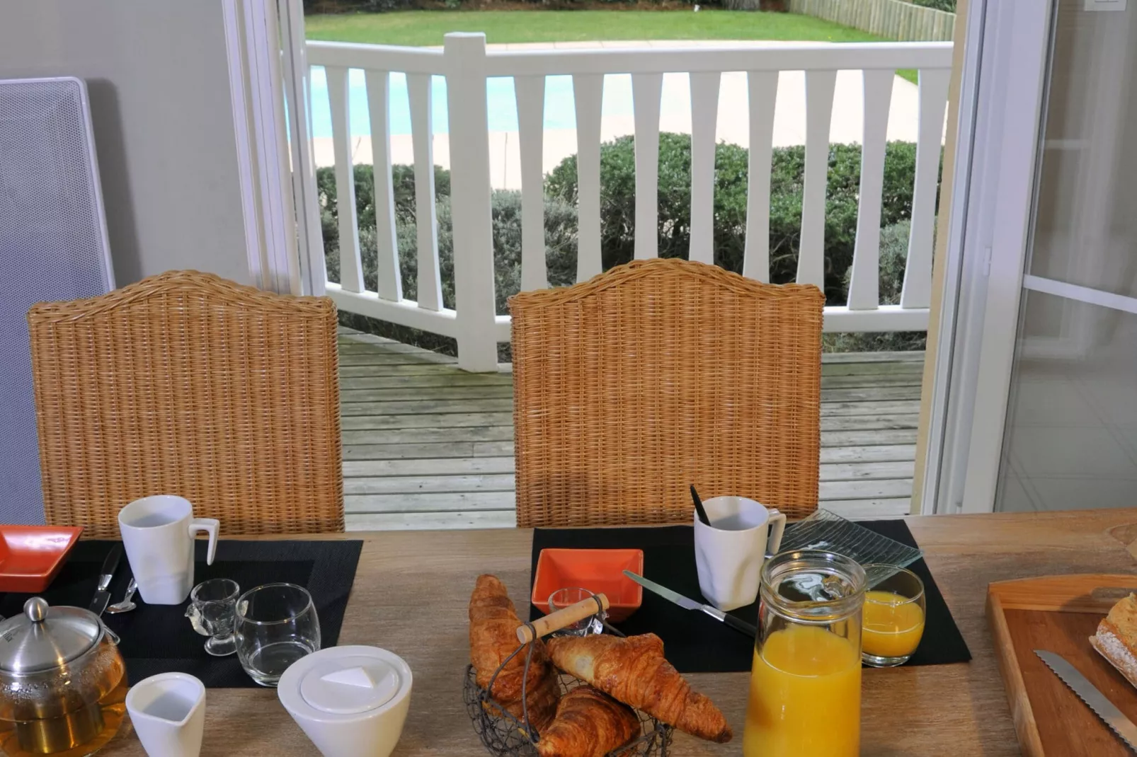 Eden Club 2-Terrace balcony