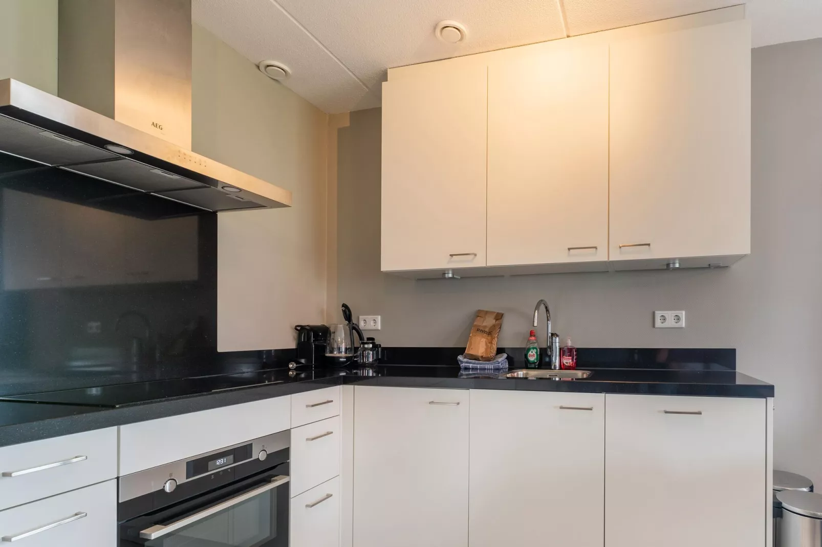 De Kluut Huis Nr 12-Kitchen