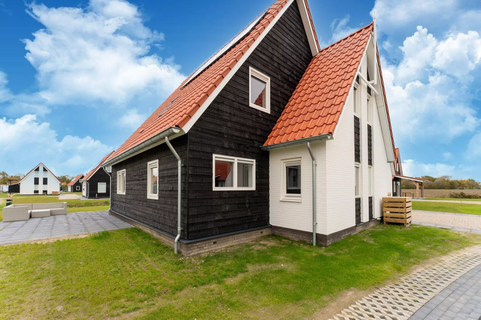 De Pelikaan Huis Nr 45-Exterior summer