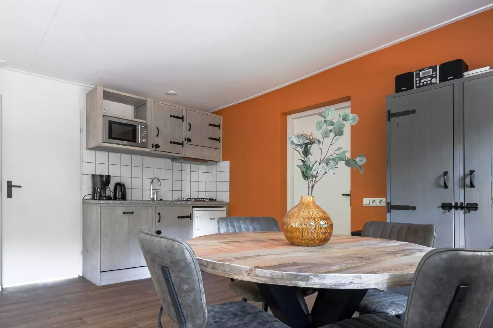 RCN Vakantiepark de Noordster 1-Kitchen