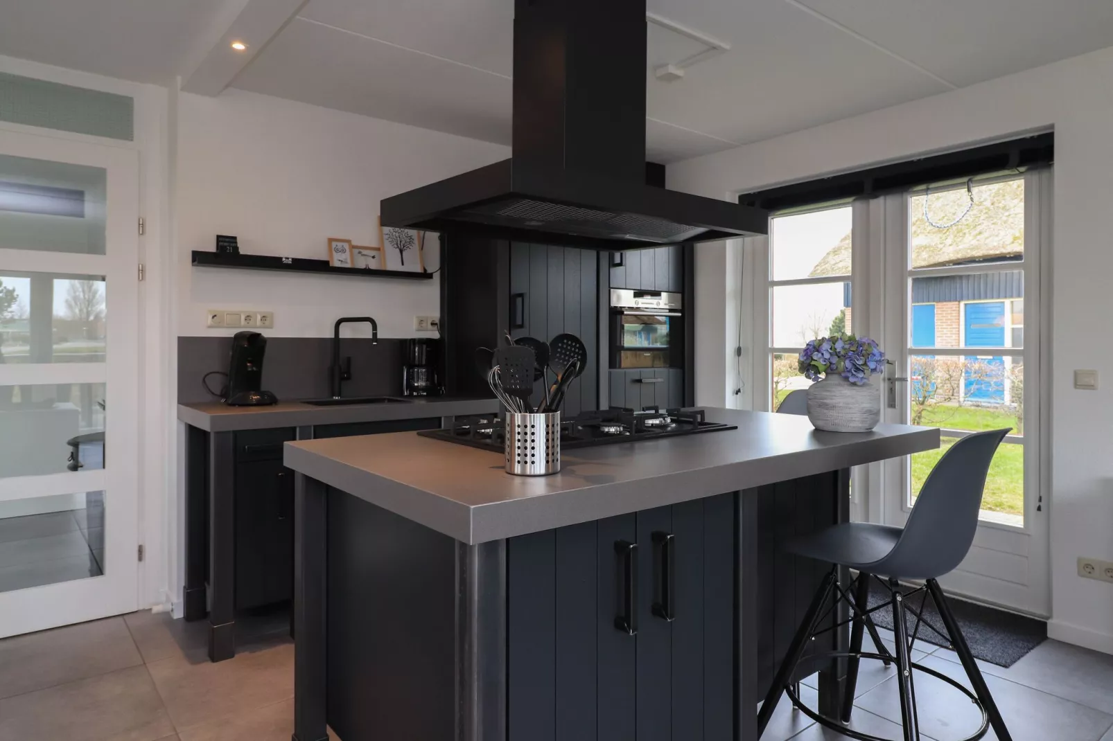 Beach Resort Makkum 36-Kitchen
