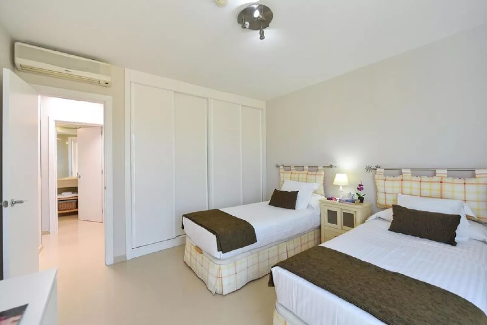 Los Lagos 36 / 5 personas-Bedroom