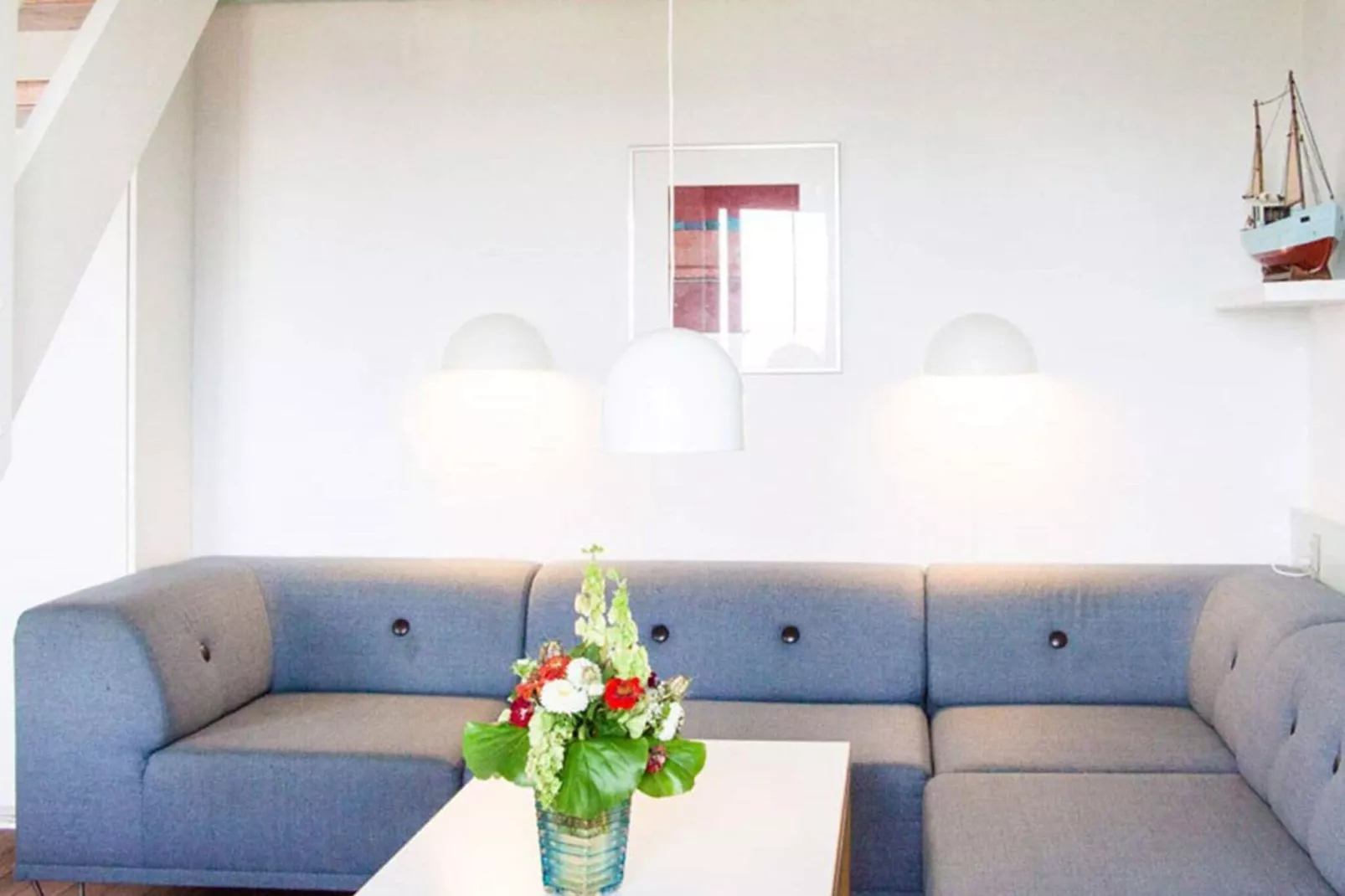 3 room w/seaview-Indoor