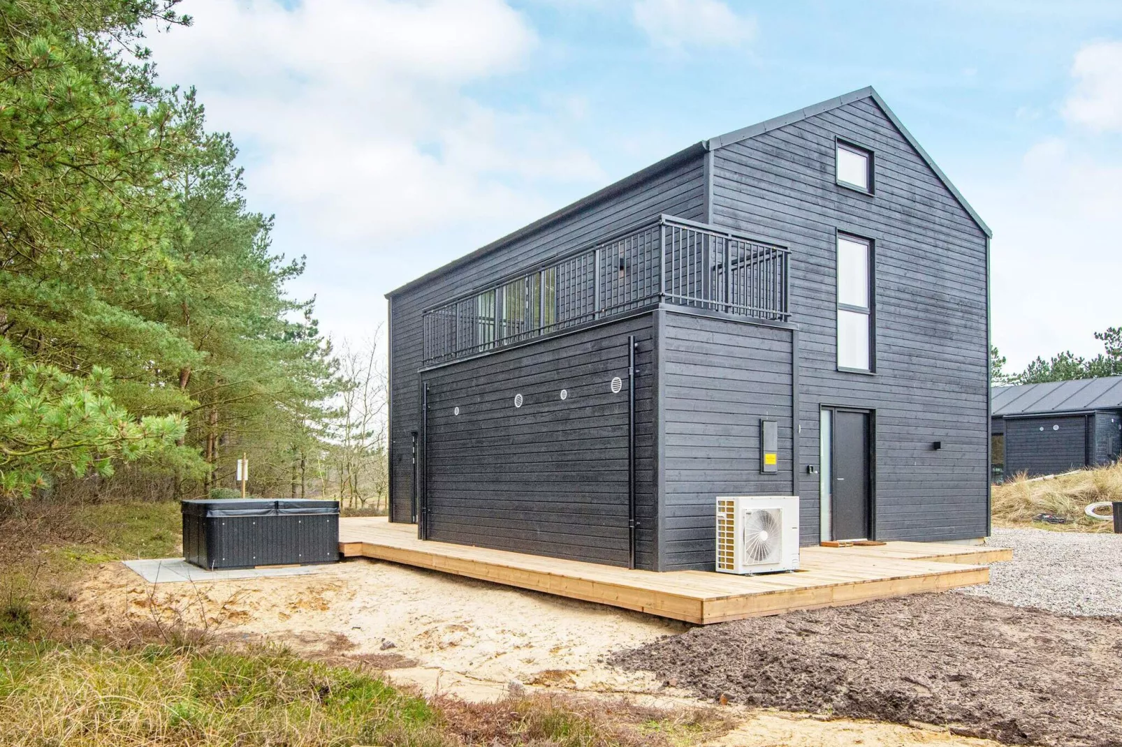 Luxury Retreat with Sauna - By Traum Ferienwohnungen-Outdoor