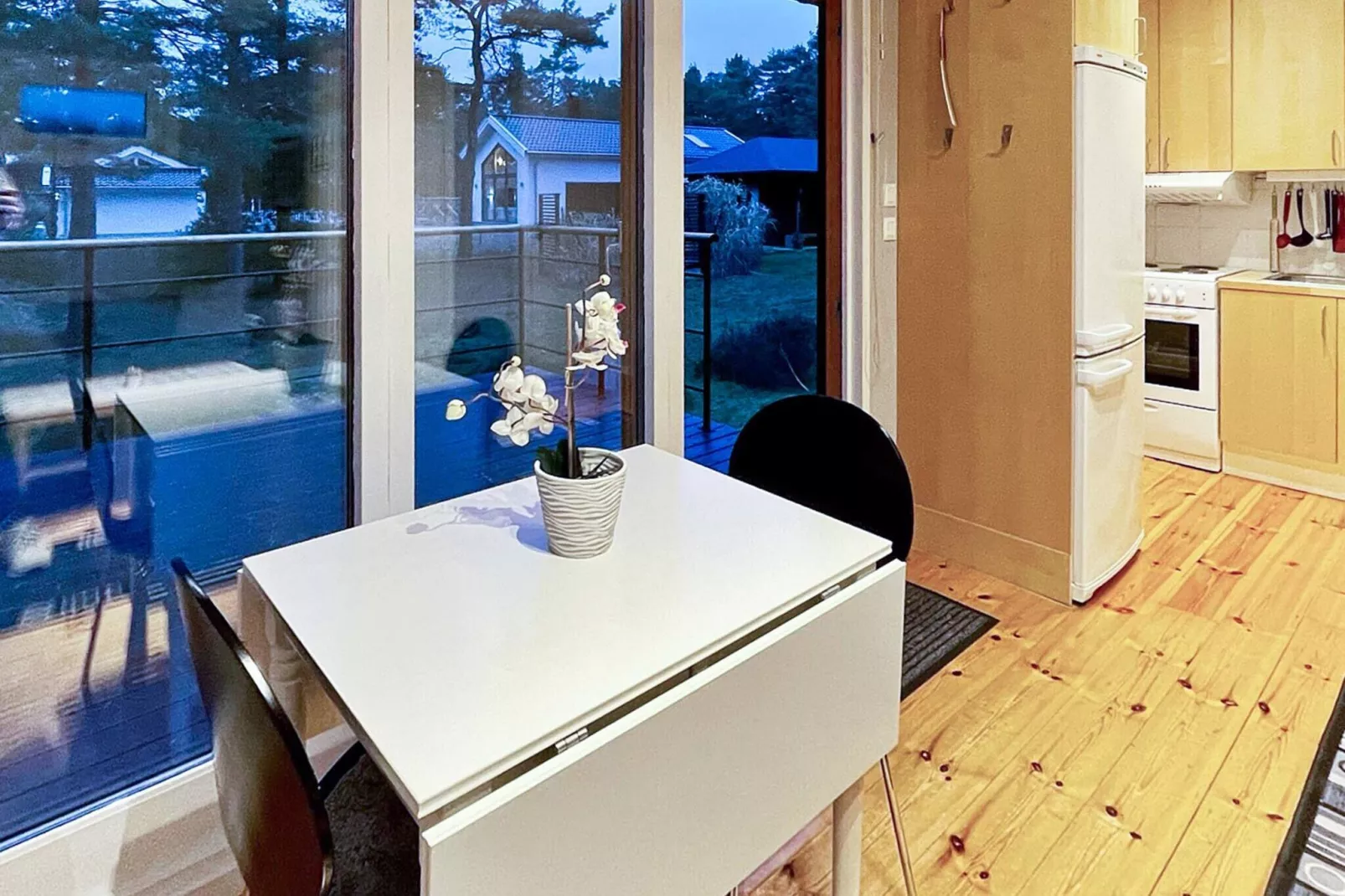 4 person holiday home in ÅHUS-By Traum-Indoor