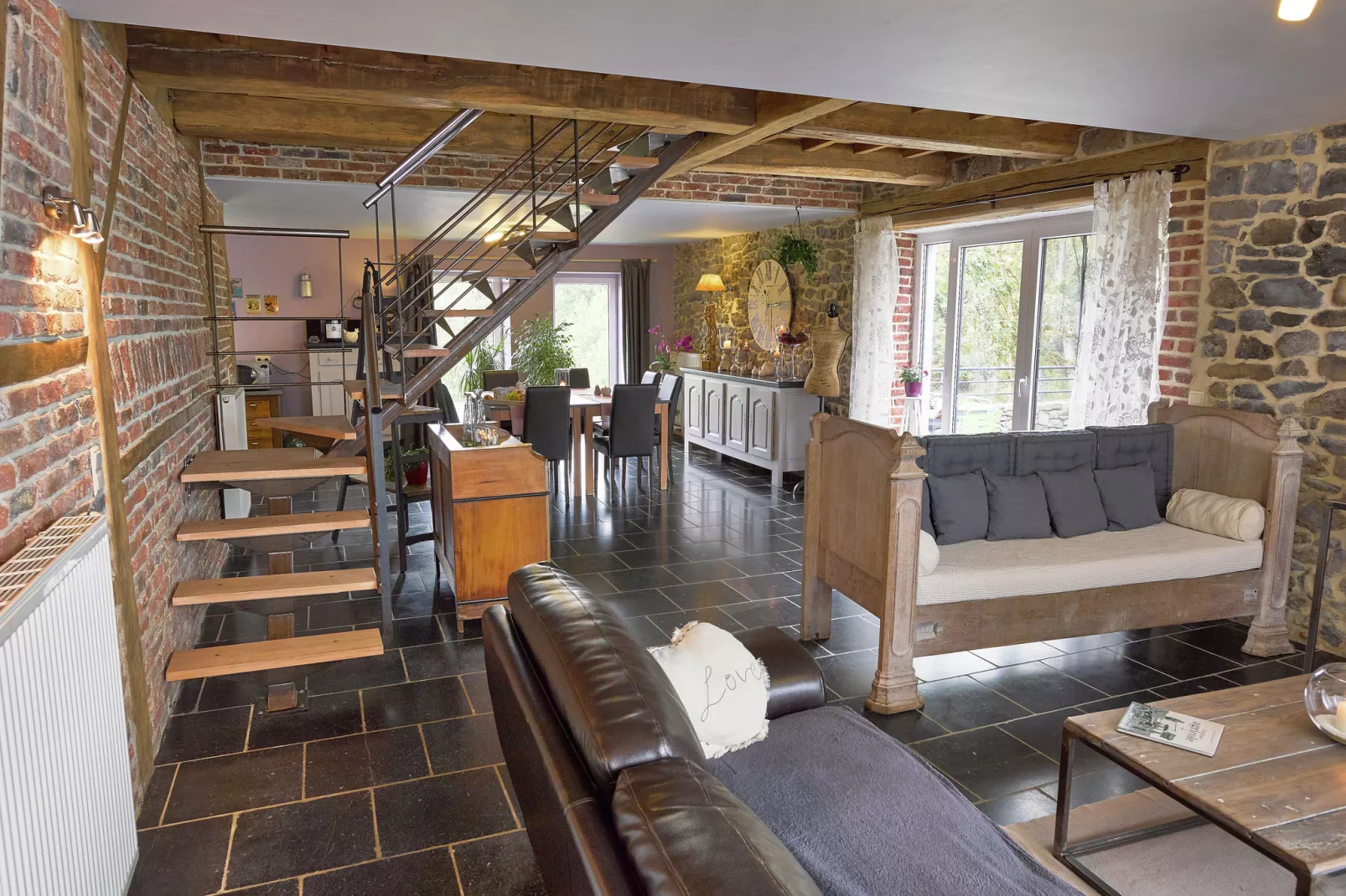 Le Grenier de Louise-Living room