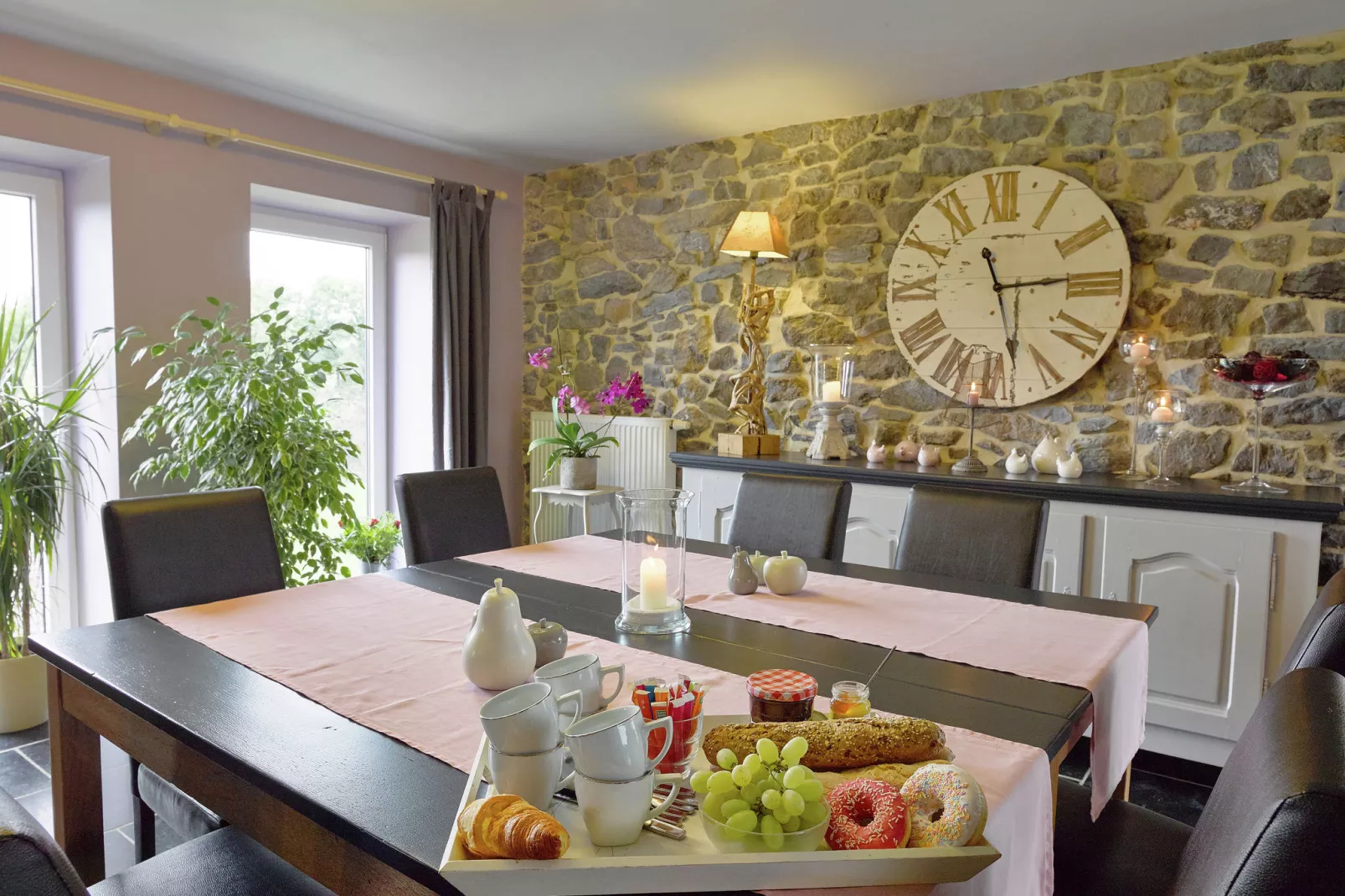 Le Grenier de Louise-Dining room