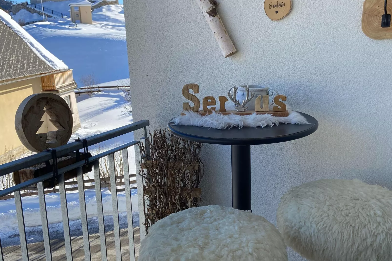 Ski & Nature Top 7-Terrace balcony