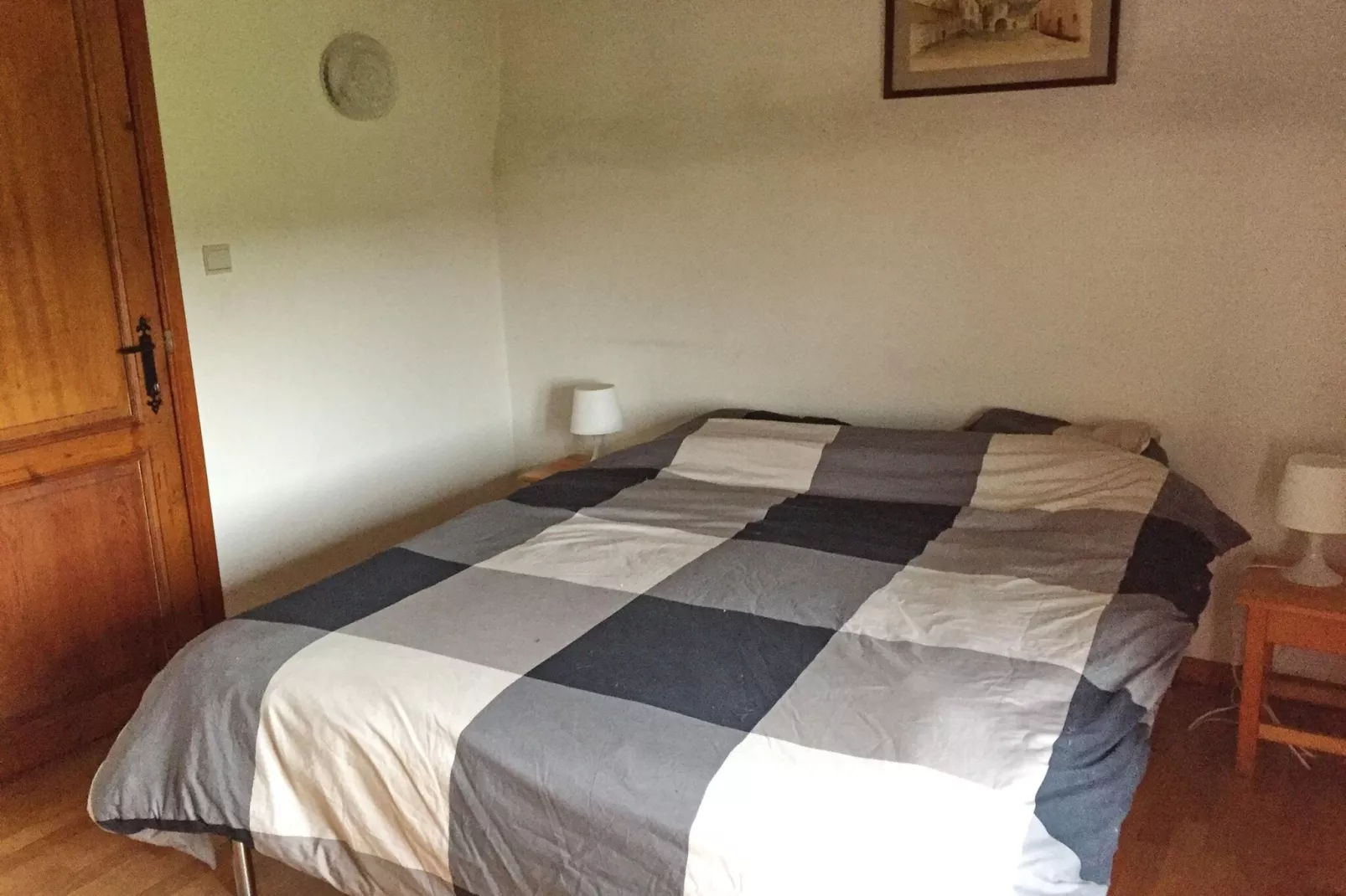 Sommette-Bedroom