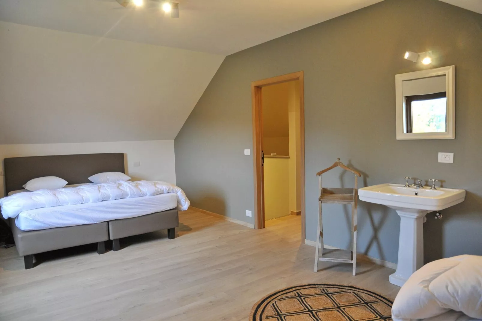 Vue de Rome-Bedroom