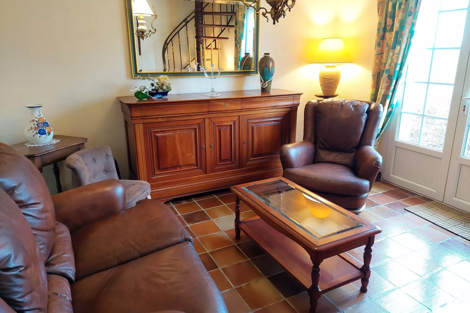 Doppelhaushälfte mit Whirlpool in Sibiril-Living room