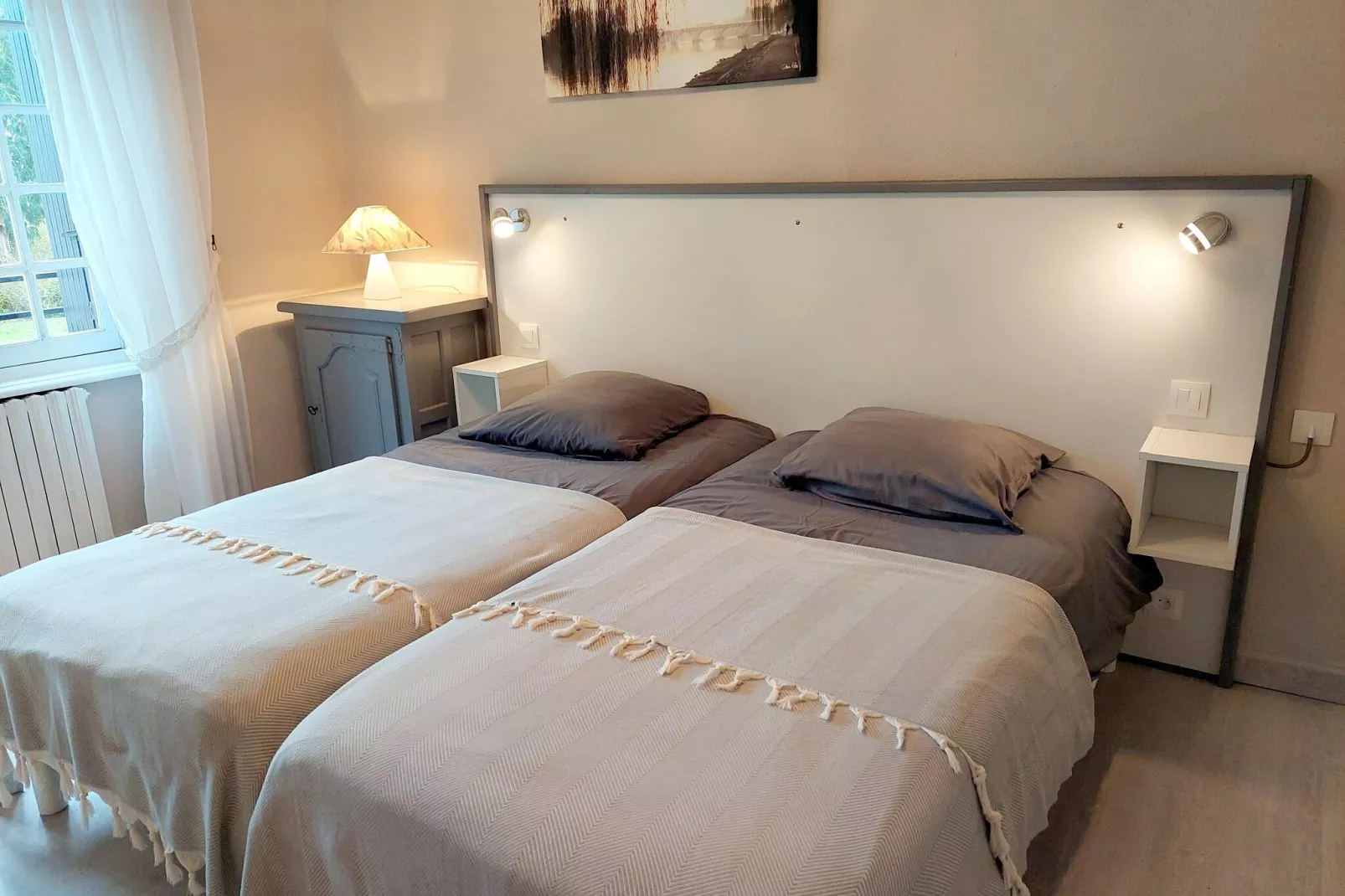 Doppelhaushälfte mit Whirlpool in Sibiril-Bedroom