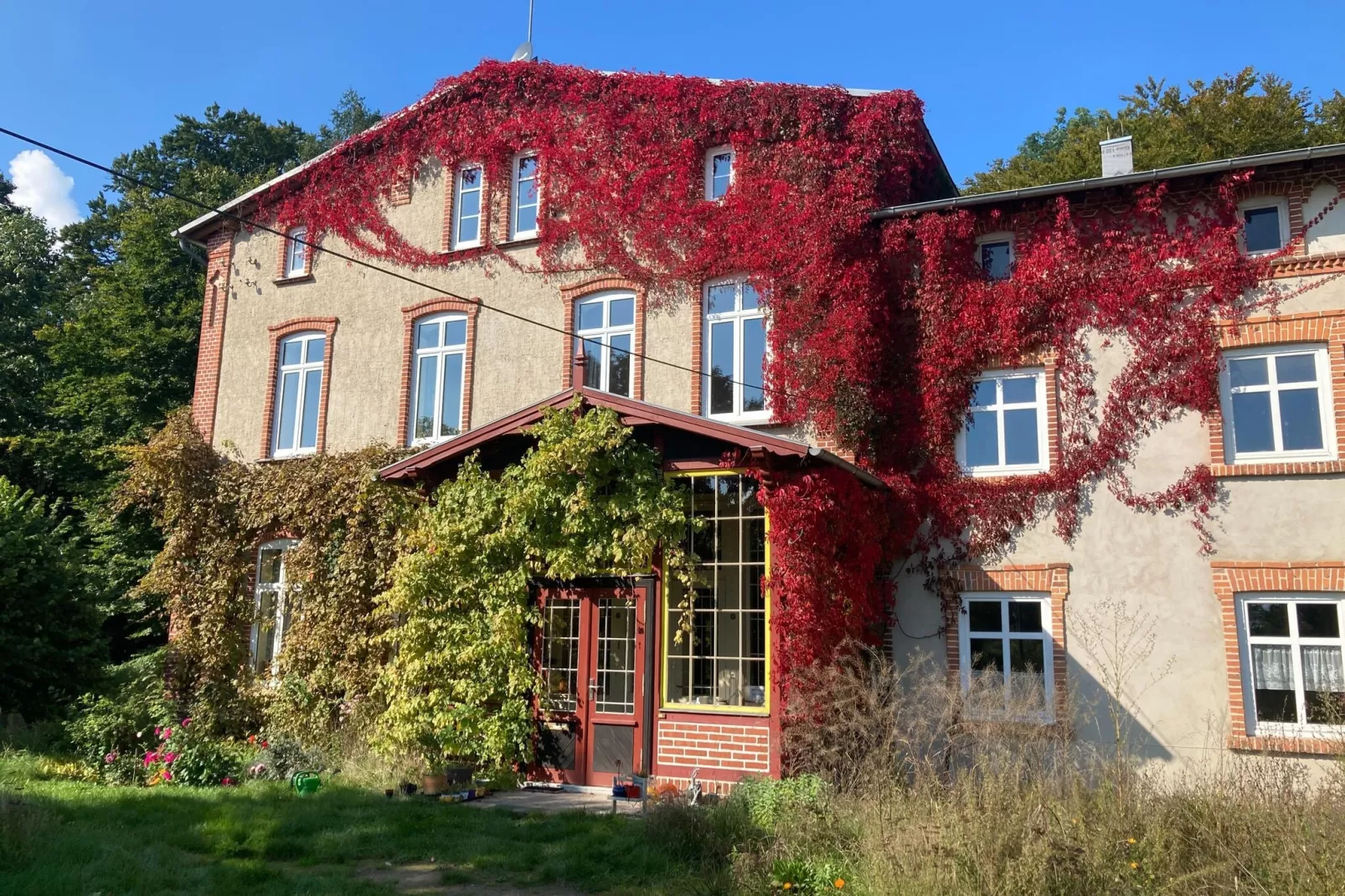 Wohnen im Gutshaus-Exterior summer