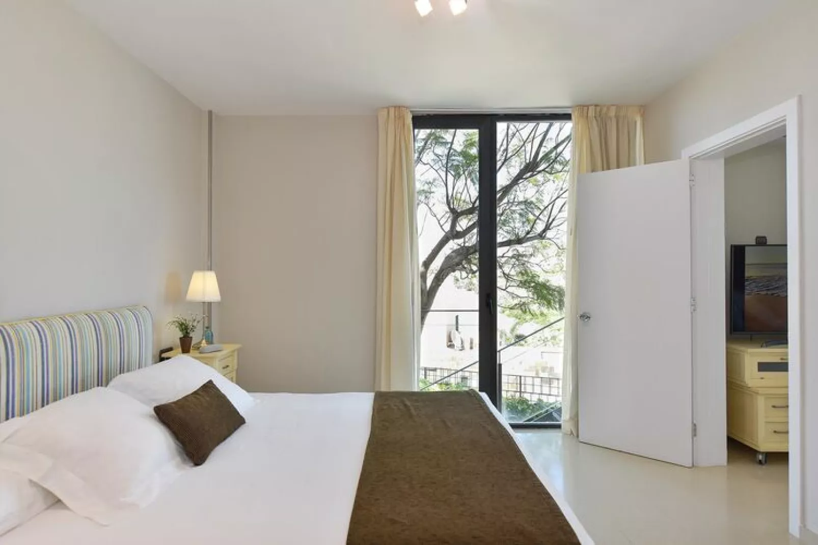 Los Lagos 36 / 6 personas-Bedroom