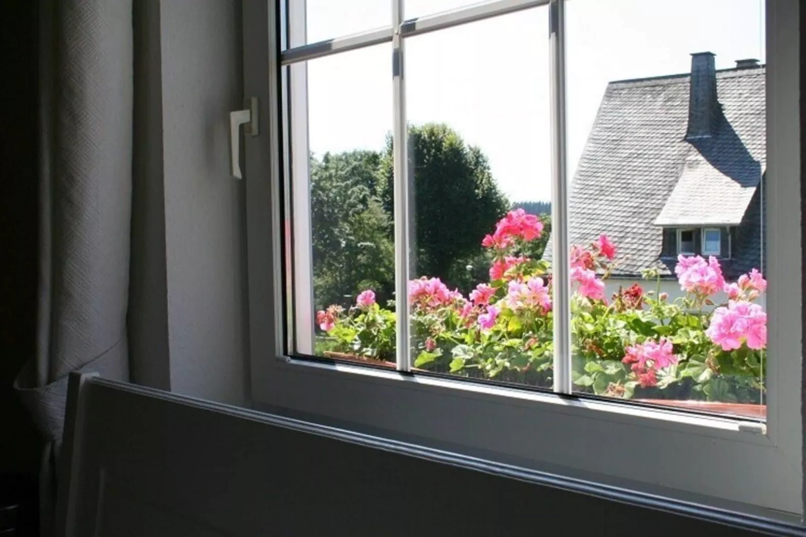 Zum Heidegarten-View summer