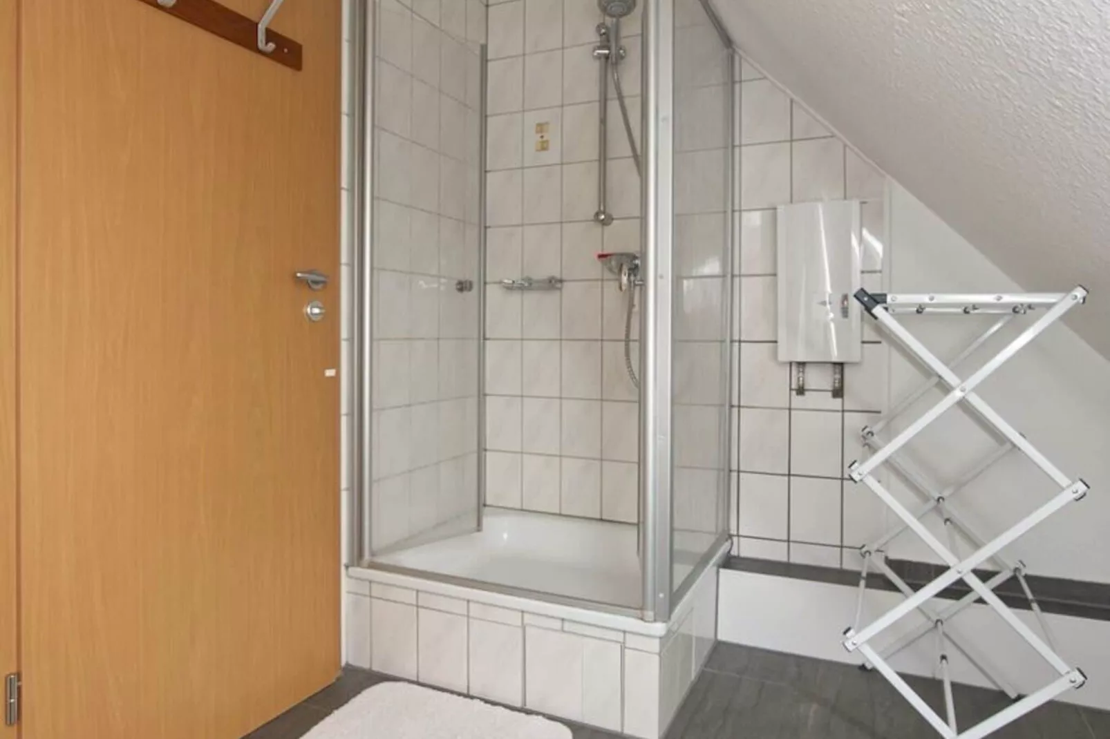 Im Orketal-Badezimmer