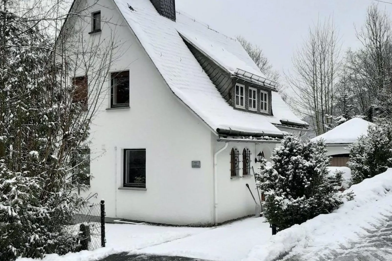 Am Hömberg-Exterior winter