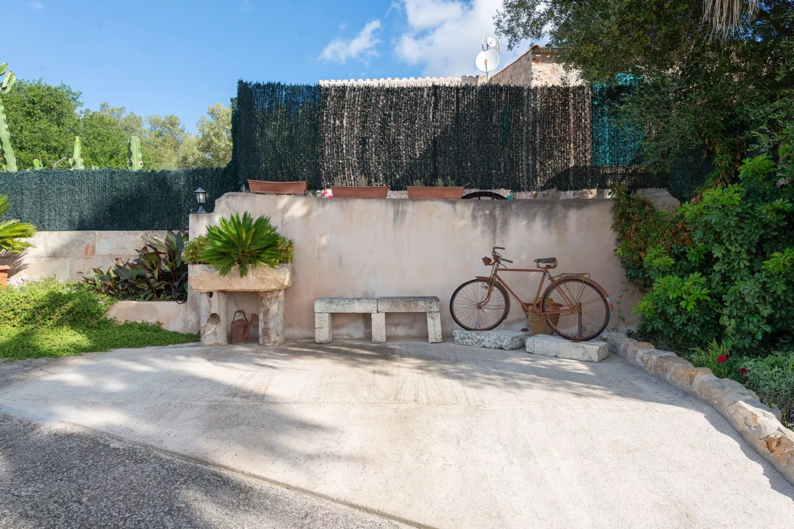 Vista Sol-Exterior summer