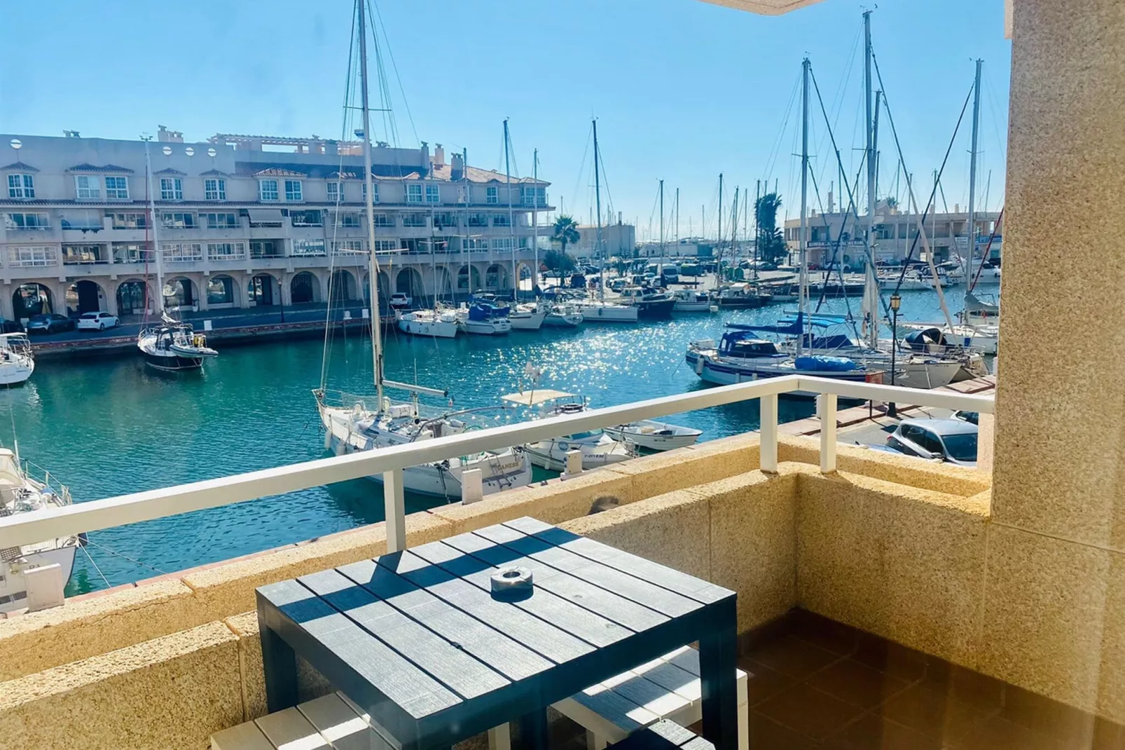 Puerto Deportivo 2-Balcon-terrasse