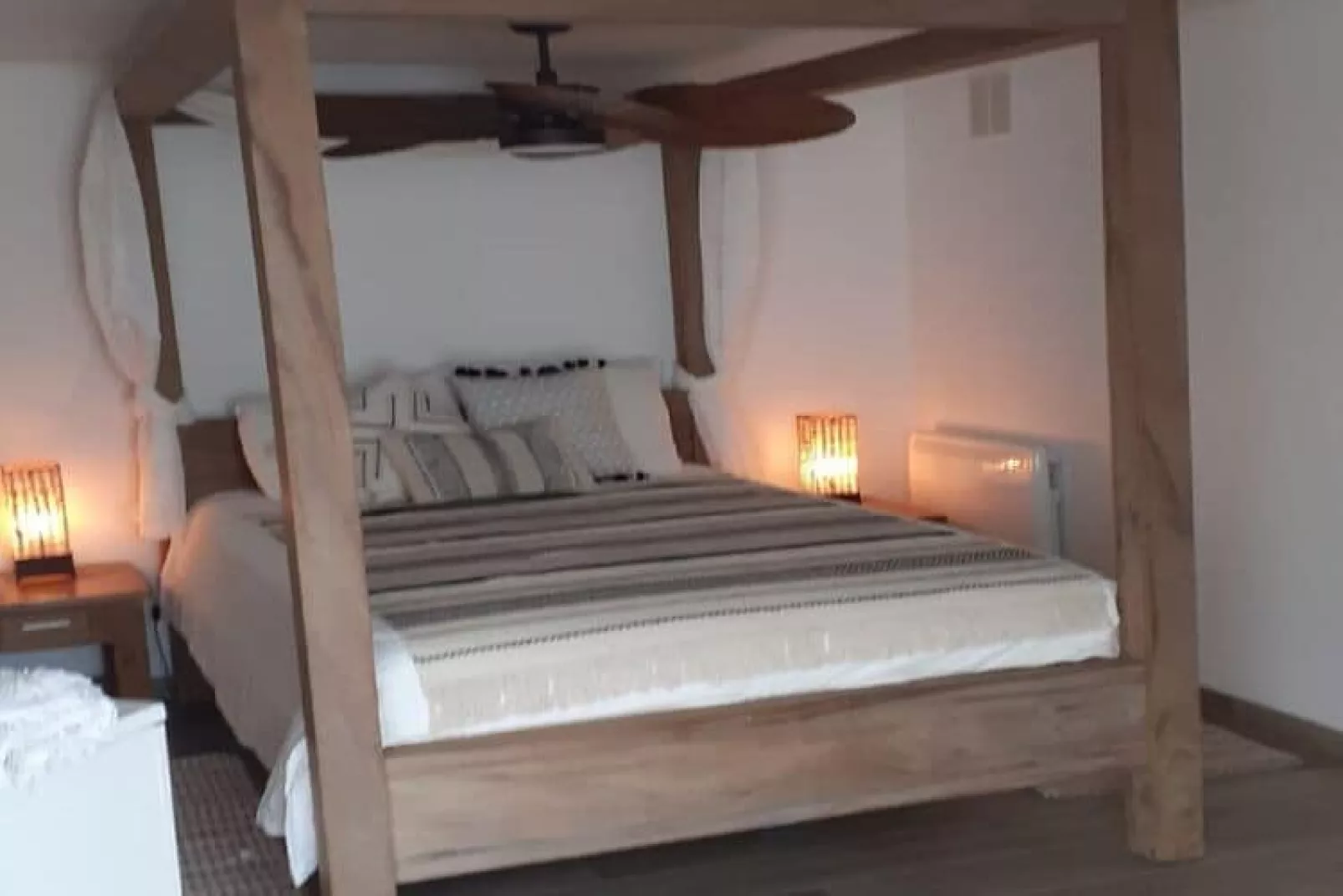 Le Place-Bedroom