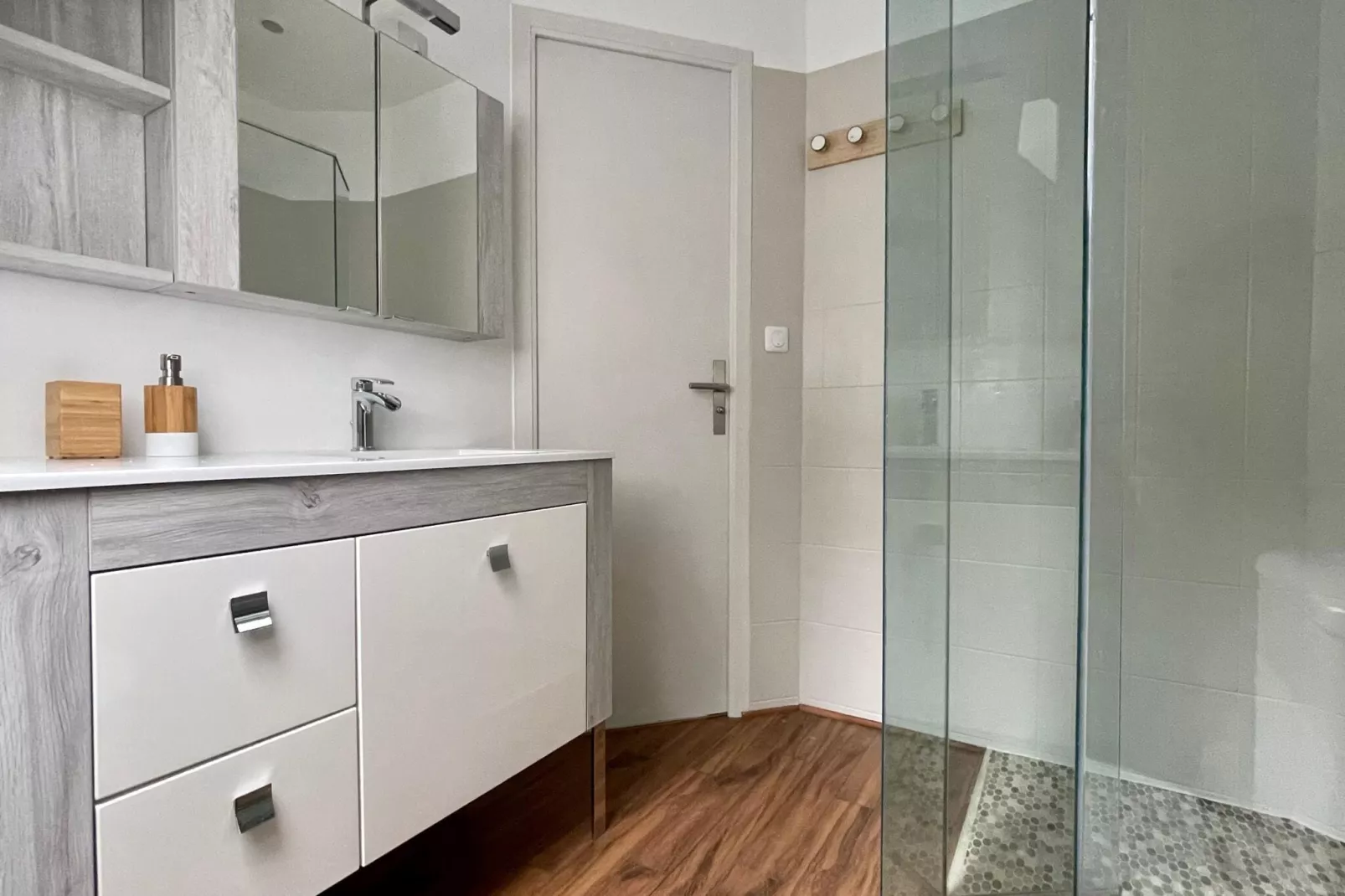 Ferienhaus Plougasnou-Bathroom
