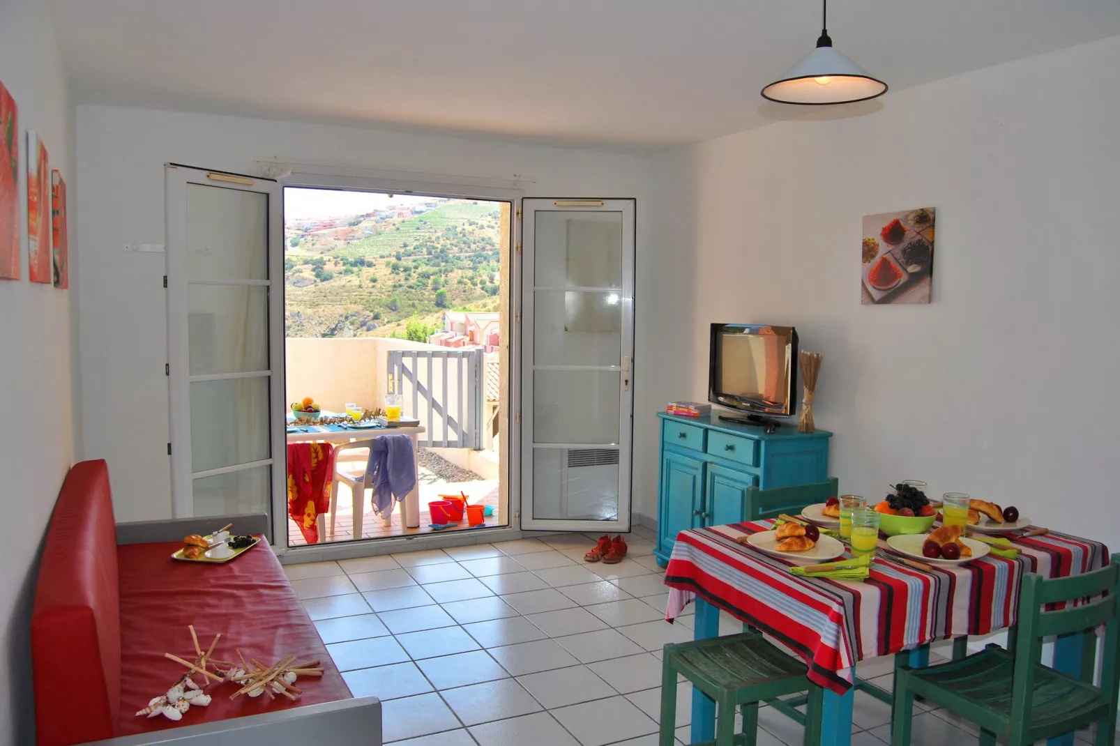 Village des Aloes 6-Living room