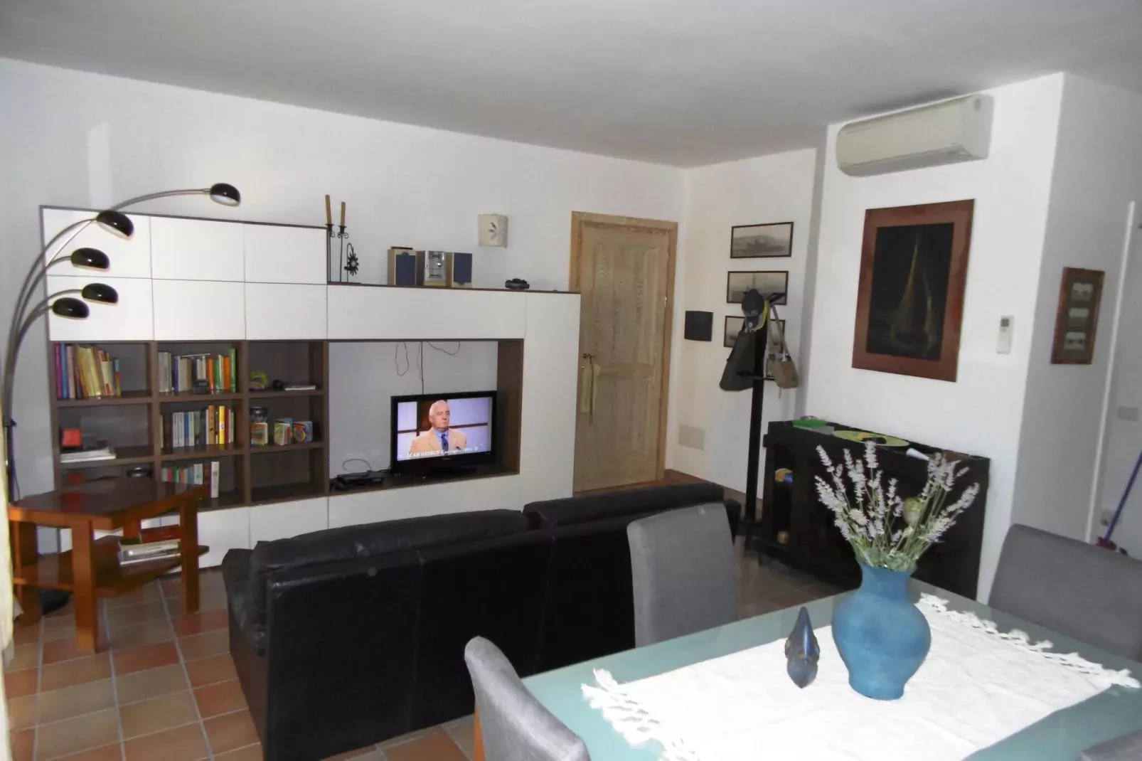 Apartment I Meridiani L13  4 T Lu Titimbaru  Cannigione-Living room